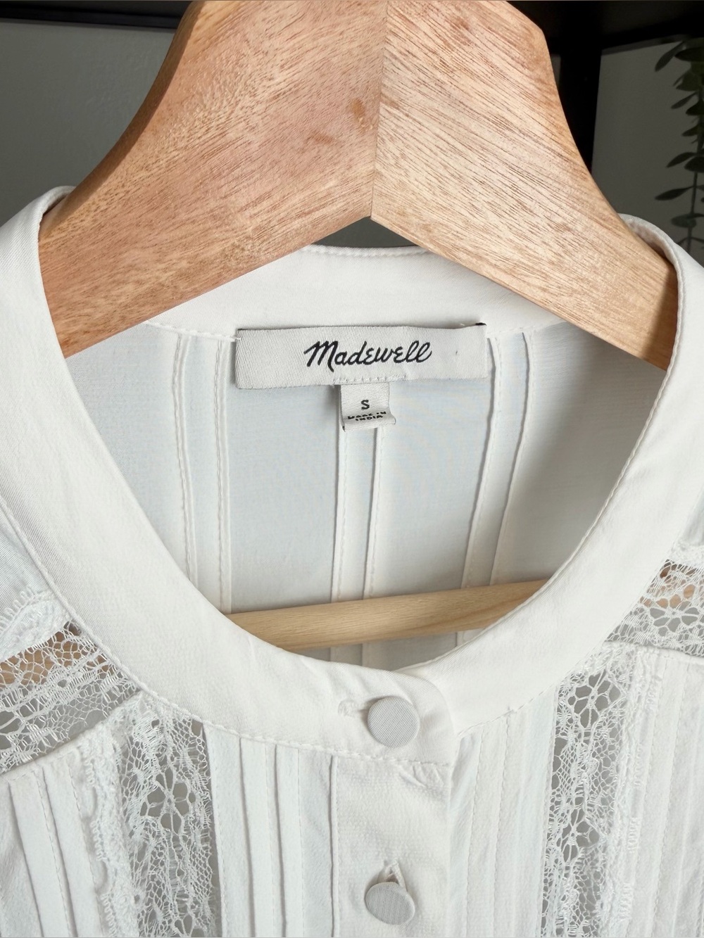 Madewell Lace Insert Button up Long Sleeve Top - Picture 9 of 9